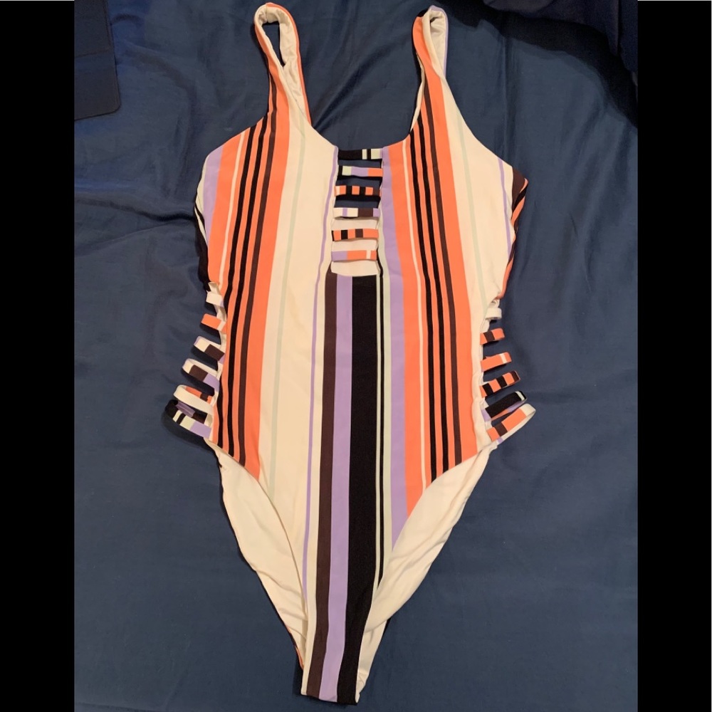 Bikini Ozzie